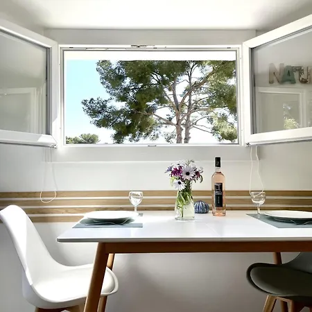 L'auguiere Est, Maisonnette Sans Vis-a-vis Et Au Calme Avec Vue Sur Les Vignes Villa *